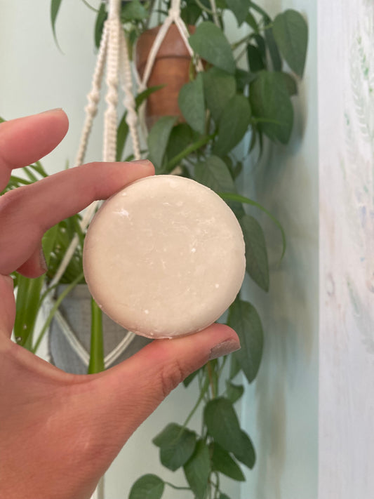Minty Fresh Solid Shampoo Bar